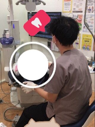 こんにちは☃️
雪が降って寒くなりました！

先生が歯の型を取っている様子です🦷
こういう治療も先生が責任もってやっています

#清須市求人 #歯科衛生士 ＃雪見てテンション上がる人#歯医者